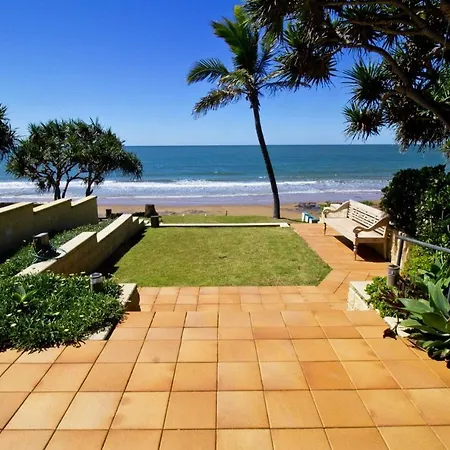 Beach At Your Feet Bargara Exterior photo